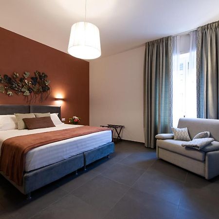 Clover - 13 Piazza Pio XI โรม ภายนอก รูปภาพ