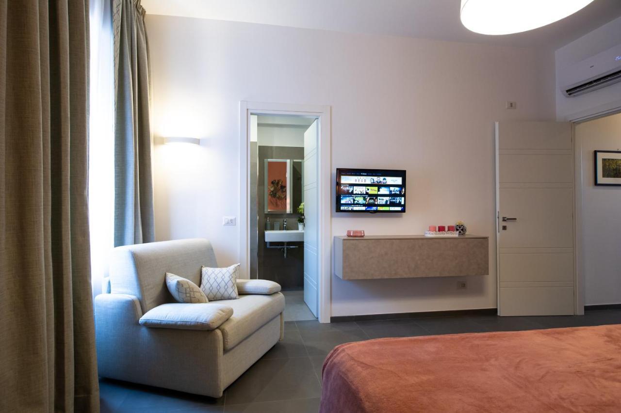 Clover - 13 Piazza Pio XI โรม ภายนอก รูปภาพ