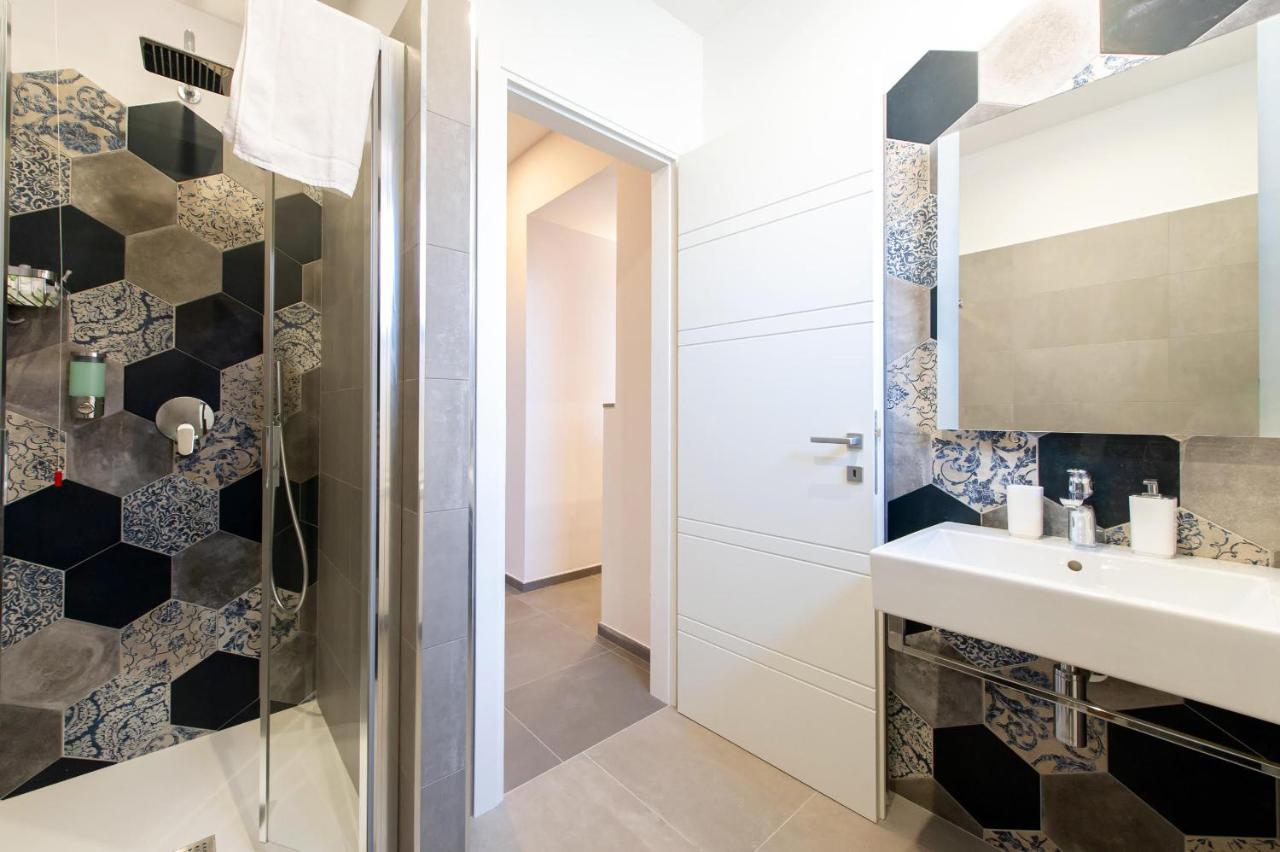 Clover - 13 Piazza Pio XI โรม ภายนอก รูปภาพ