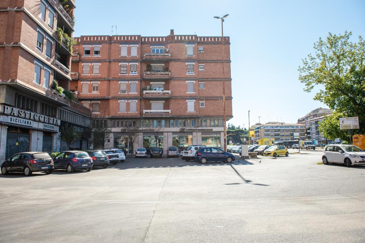 Clover - 13 Piazza Pio XI โรม ภายนอก รูปภาพ